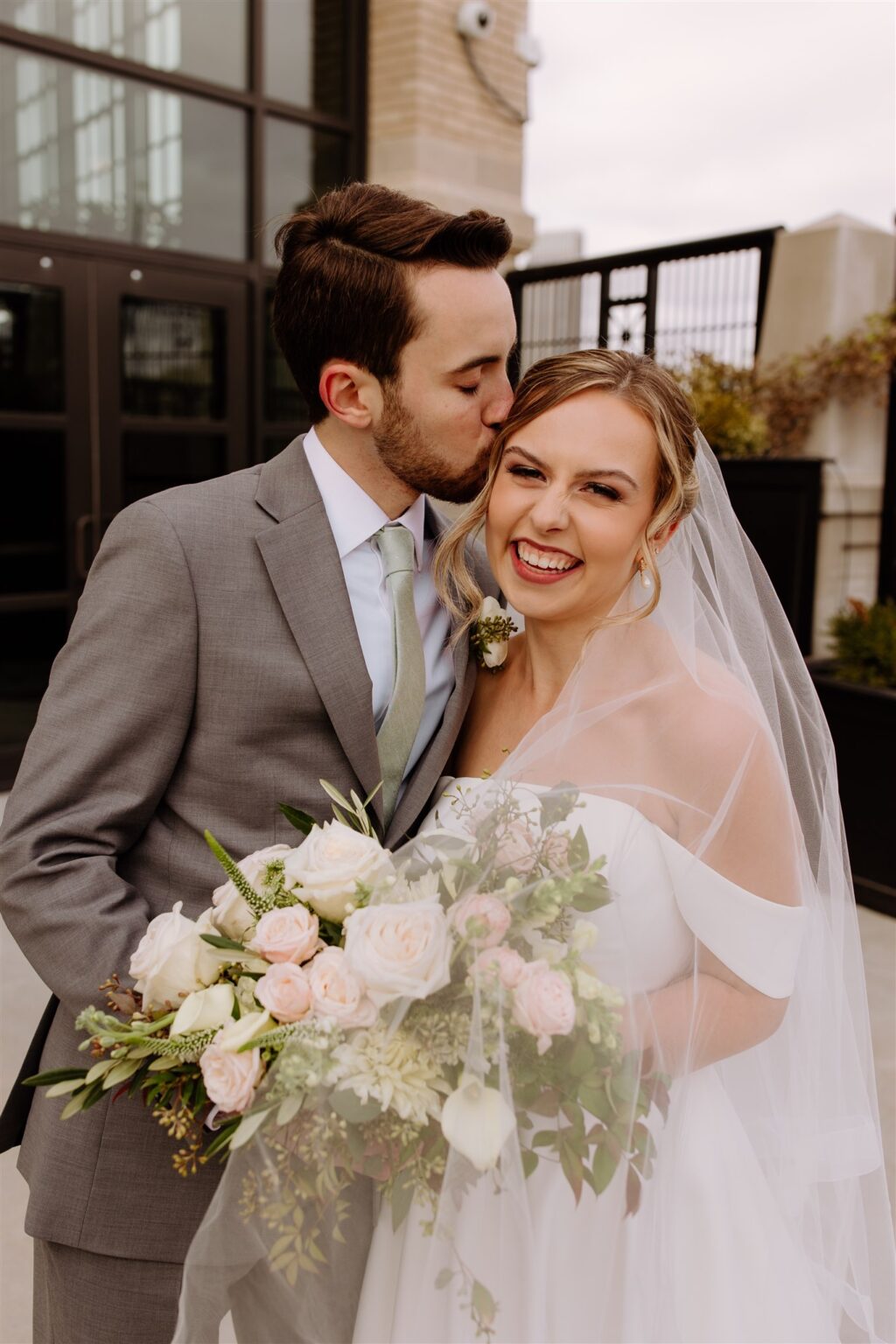 Erin Ren Photography | Omaha Wedding and Portrait Photographer