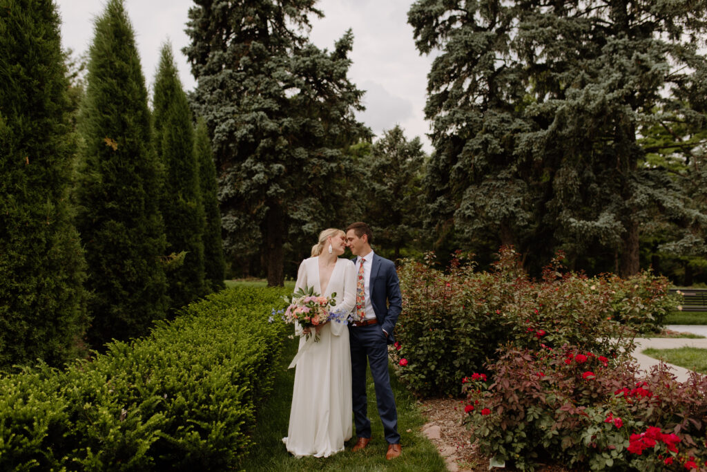 Rose Garden Omaha portraits of bride and groom 